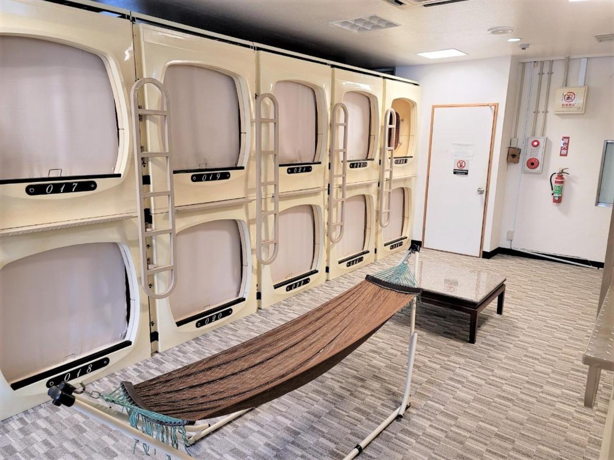 Star Capsule Okinawa Hotel Naha Buitenkant foto
